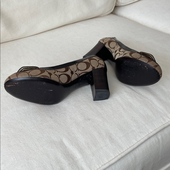 Coach Brown and Black Women's Flats - Picture 5 of 5